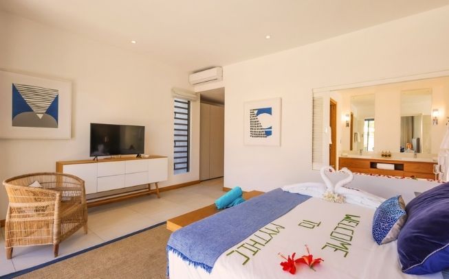 Elegance Villa 4 Bedrooms - Image 1