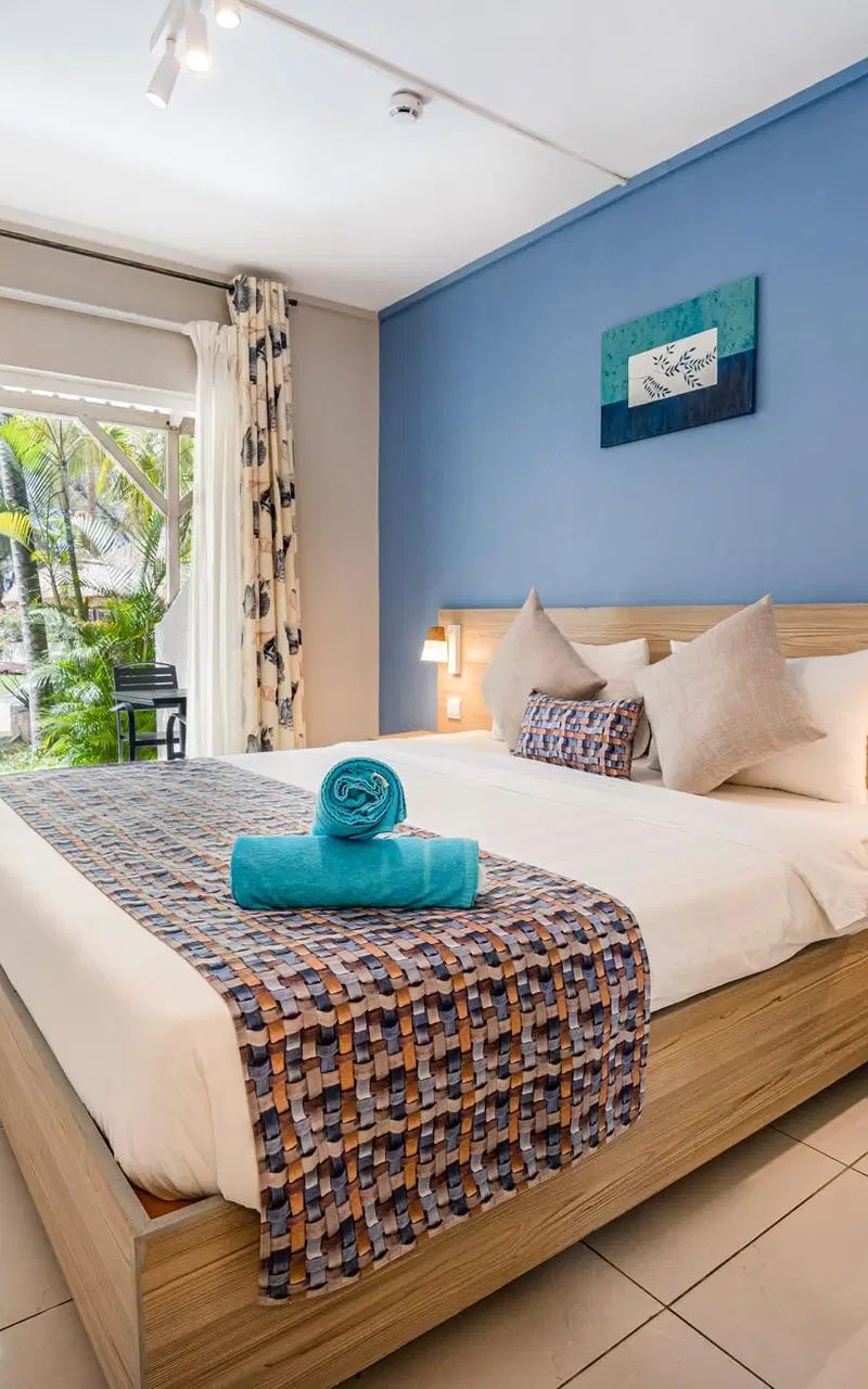 DELUXE ROOM - Image 1