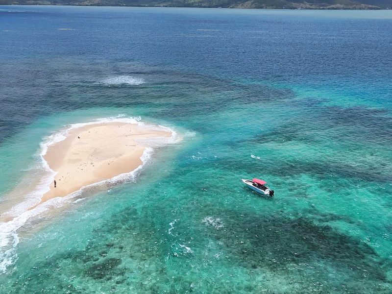 5 Islands Tour by Speedboat gallery 4