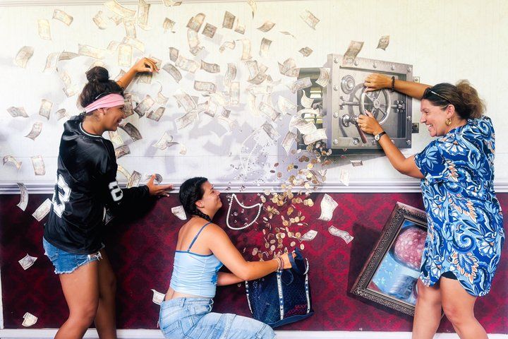 The Curious Corner of Chamarel gallery 6