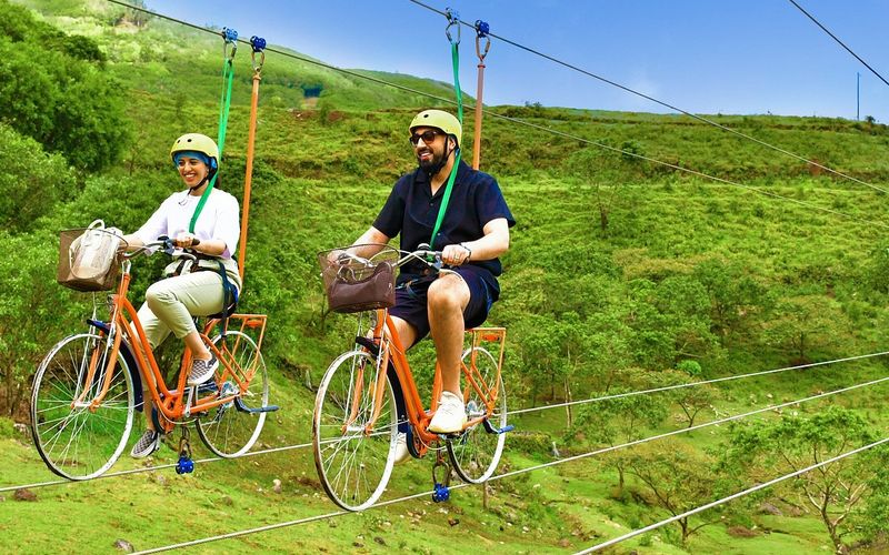 Bicycle Zipline – Vallé Advenature Park